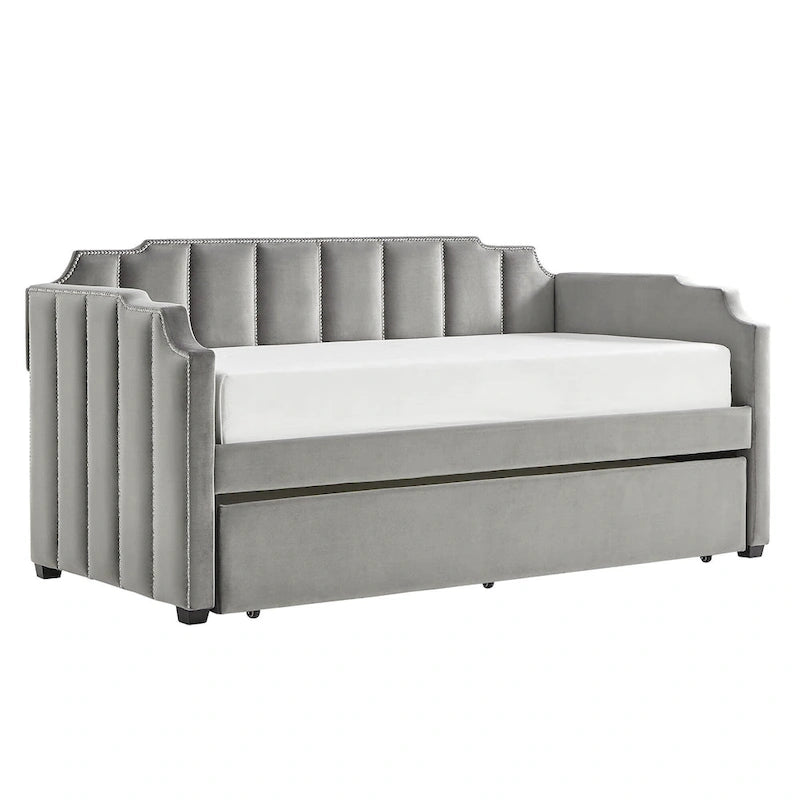 Lit de repos Chareau Glam en velours gris par iNSPIRE Q Modern