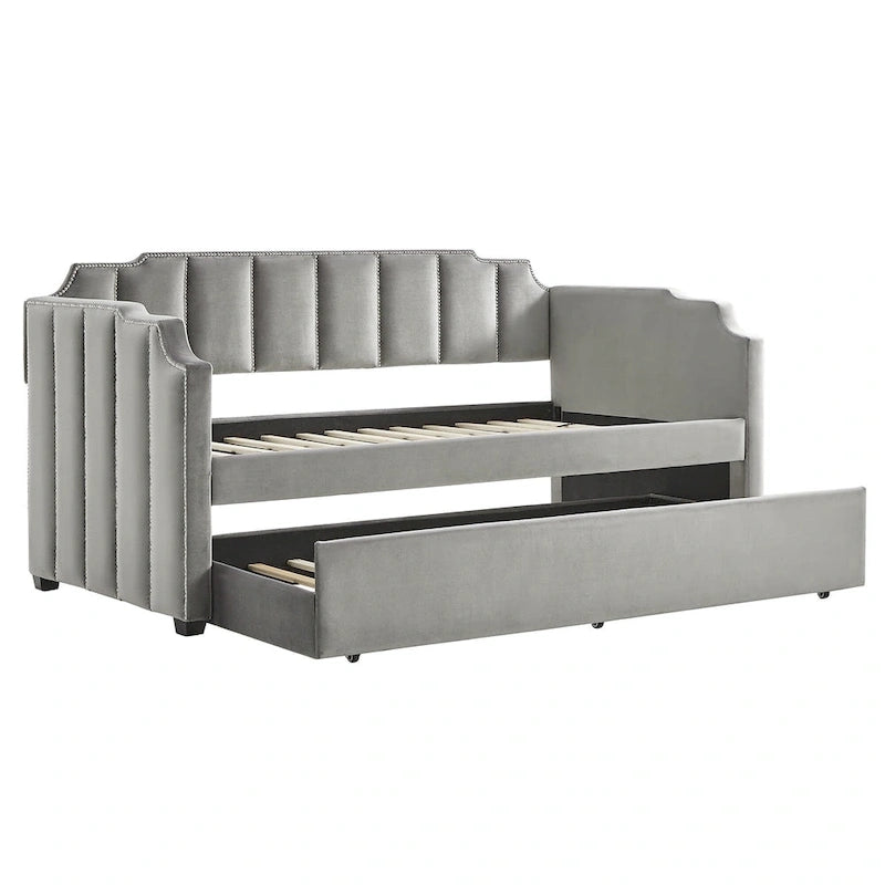 Lit de repos Chareau Glam en velours gris par iNSPIRE Q Modern
