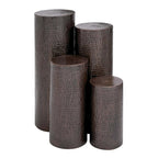 Table piédestal haute et fine en métal, au design rainuré ou martelé, de couleur marron – Lot de 4 – Roche River Decor